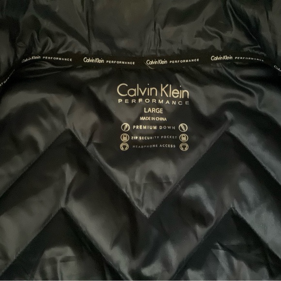 Men’s Calvin Klein Puffer Vest Size Large - Picture 4 of 7